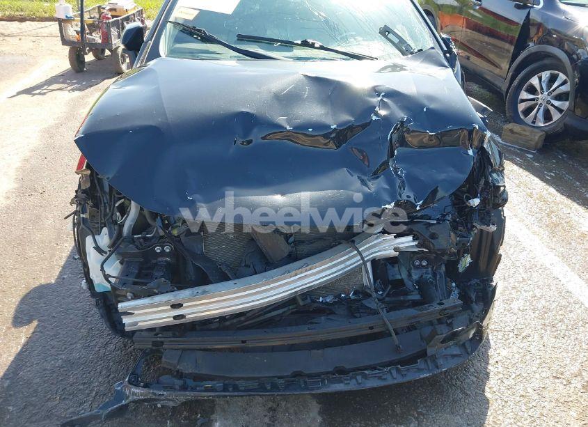 Photo 6 of 2020 Toyota Corolla LE (VIN JTDEPRAE8LJ019023)