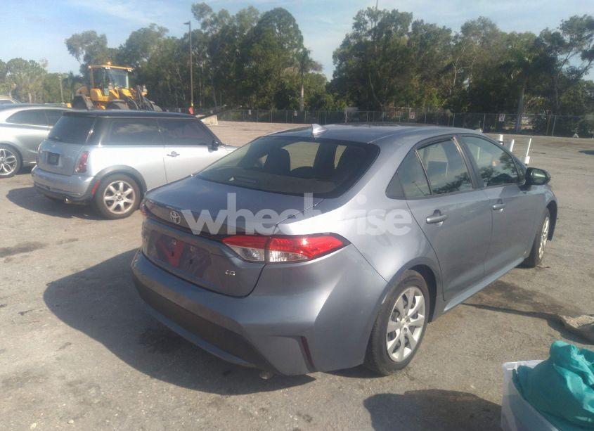 Photo 4 of 2020 Toyota Corolla LE (VIN JTDEPRAE8LJ091159)