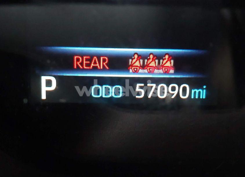 Photo 15 of 2020 Toyota Corolla LE (VIN JTDEPRAE9LJ055724)