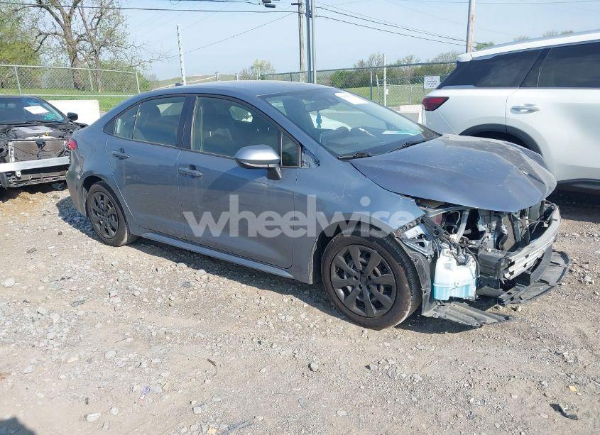 Photo 14 of 2020 Toyota Corolla LE (VIN JTDEPRAE9LJ106932)