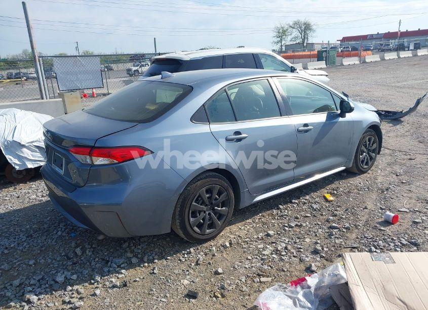 Photo 4 of 2020 Toyota Corolla LE (VIN JTDEPRAE9LJ106932)