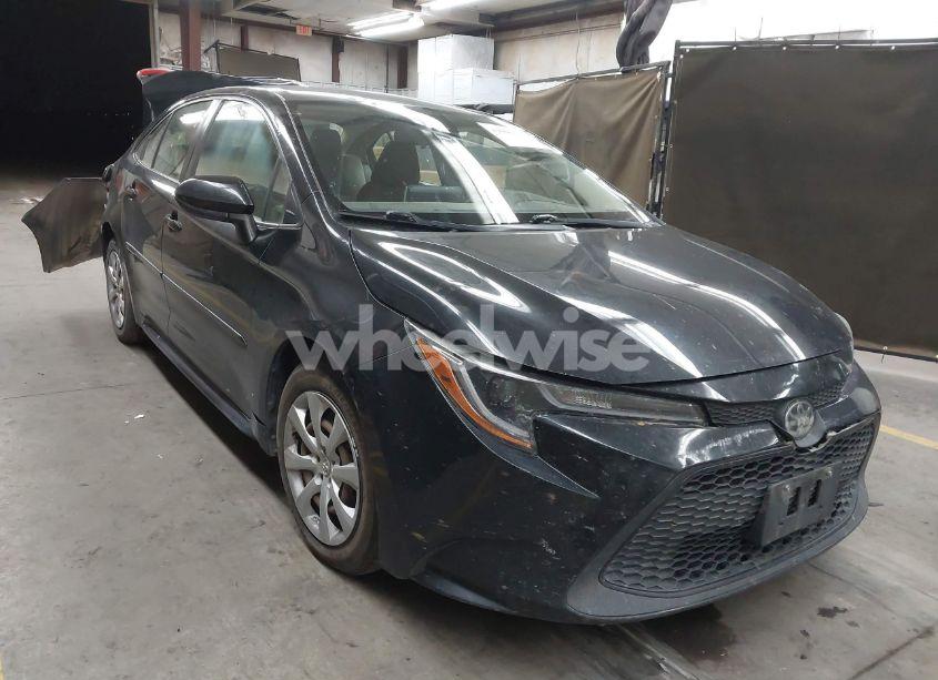 2020 Toyota Corolla LE (VIN JTDEPRAEXLJ031514) main photo