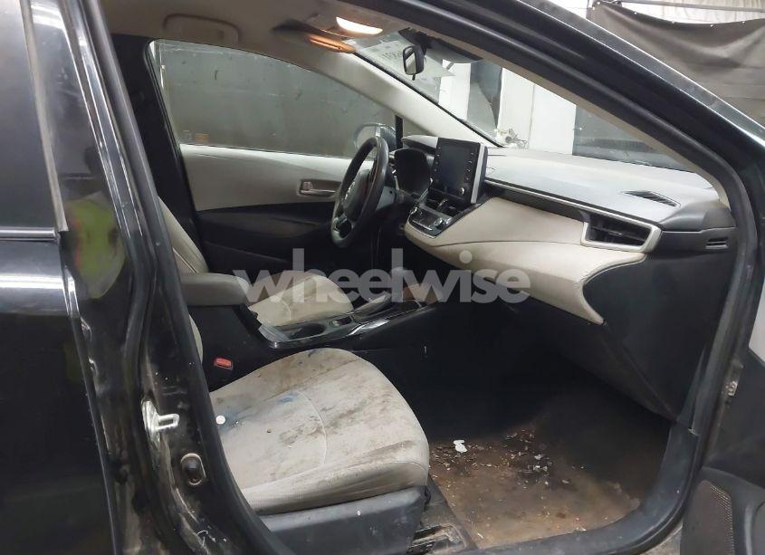 Photo 5 of 2020 Toyota Corolla LE (VIN JTDEPRAEXLJ031514)