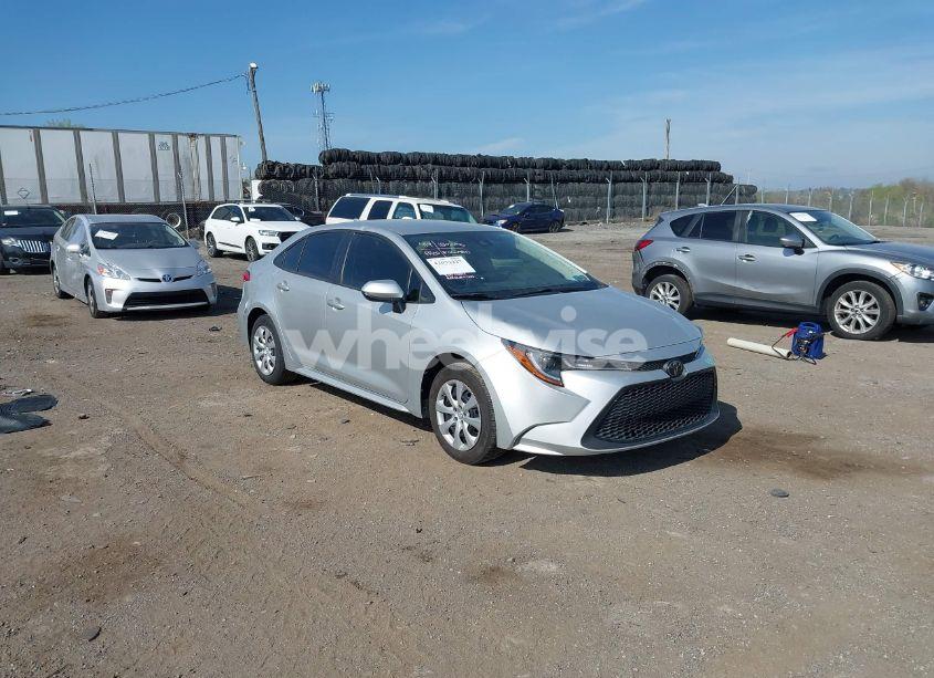 2020 Toyota Corolla LE (VIN JTDEPRAEXLJ049852) main photo