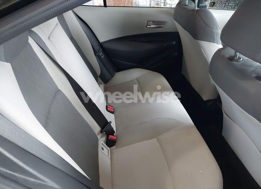 Photo 8 of 2020 Toyota Corolla LE (VIN JTDEPRAEXLJ089882)