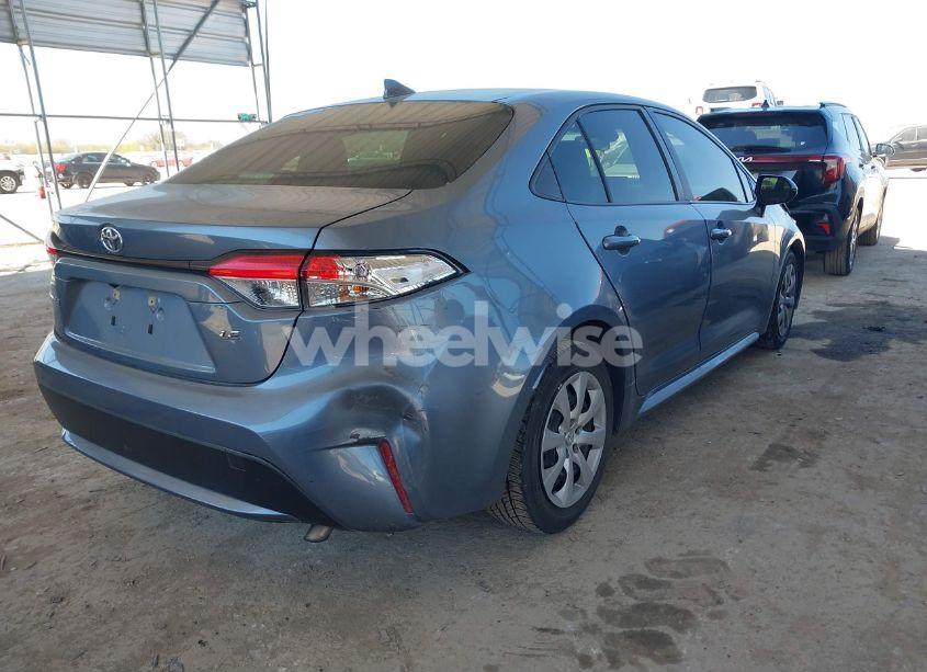 Photo 4 of 2020 Toyota Corolla LE (VIN JTDEPRAEXLJ112318)