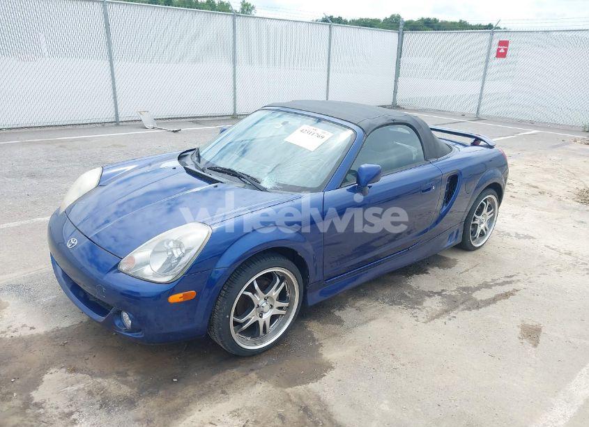 Photo 2 of 2003 Toyota Mr2 SPYDER (VIN JTDFR320330063256)