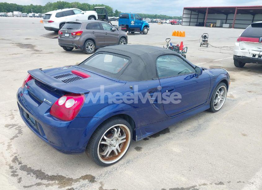 Photo 4 of 2003 Toyota Mr2 SPYDER (VIN JTDFR320330063256)