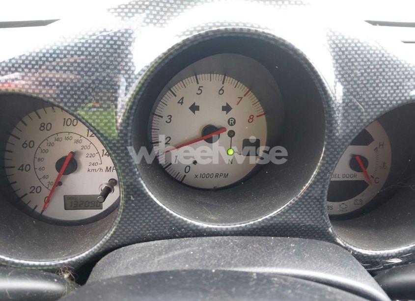 Photo 7 of 2003 Toyota Mr2 SPYDER (VIN JTDFR320330063256)