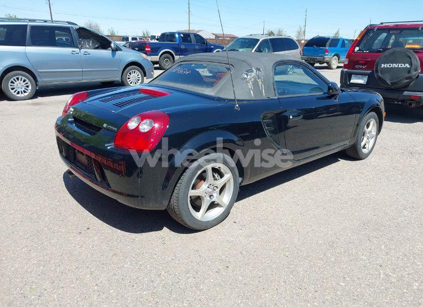 Photo 4 of 2003 Toyota Mr2 SPYDER (VIN JTDFR320530058205)