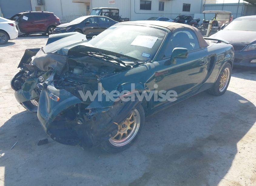 Photo 2 of 2003 Toyota Mr2 SPYDER (VIN JTDFR320630064272)