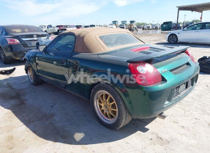 Photo 3 of 2003 Toyota Mr2 SPYDER (VIN JTDFR320630064272)