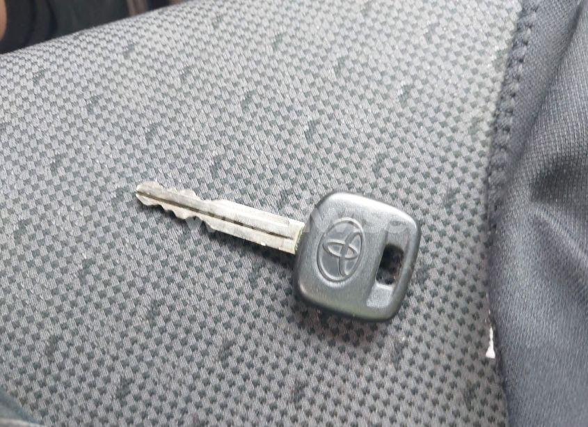 Photo 11 of 2009 Toyota Yaris (VIN JTDJT903895226796)