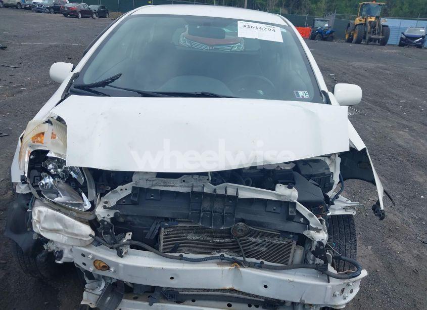 Photo 6 of 2009 Toyota Yaris (VIN JTDJT903895226796)