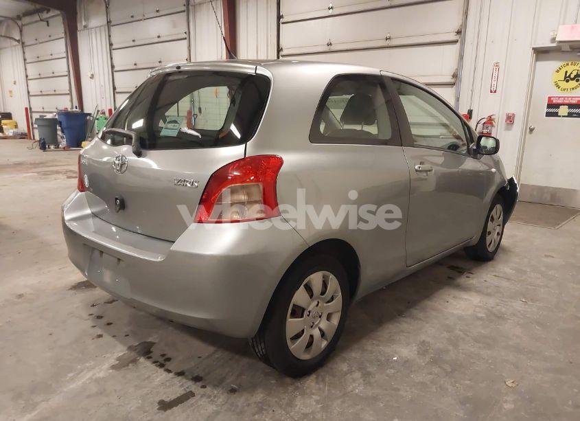 Photo 4 of 2008 Toyota Yaris (VIN JTDJT923785141637)