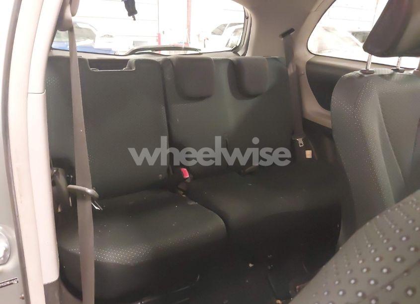 Photo 8 of 2008 Toyota Yaris (VIN JTDJT923785141637)