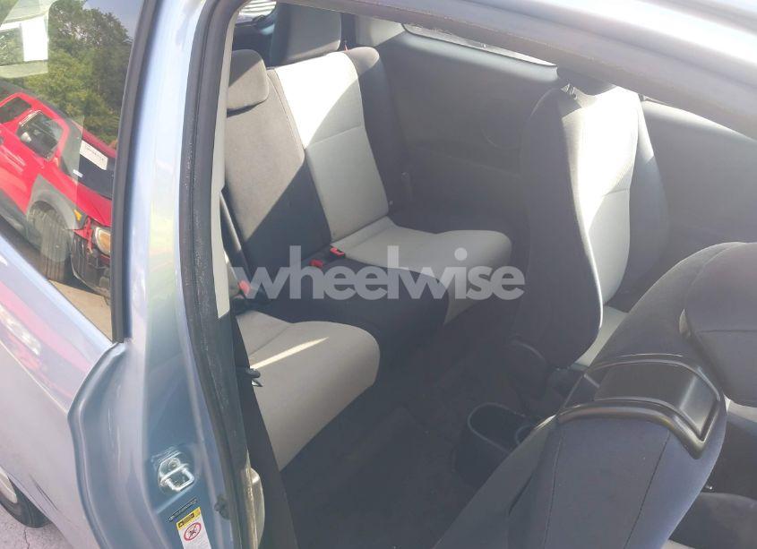 Photo 8 of 2012 Toyota Yaris LE (VIN JTDJTUD30CD500535)