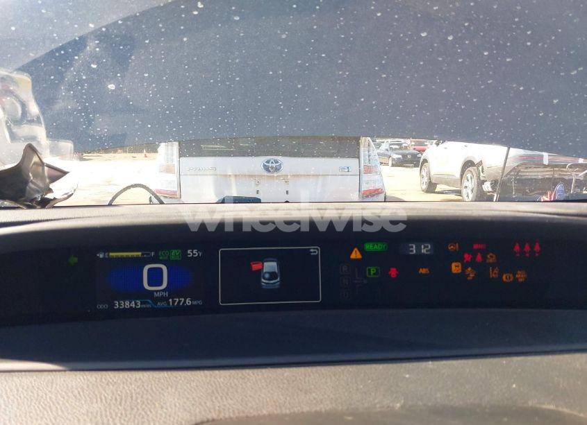 Photo 7 of 2021 Toyota Prius PRIME LE (VIN JTDKAMFP0M3176097)