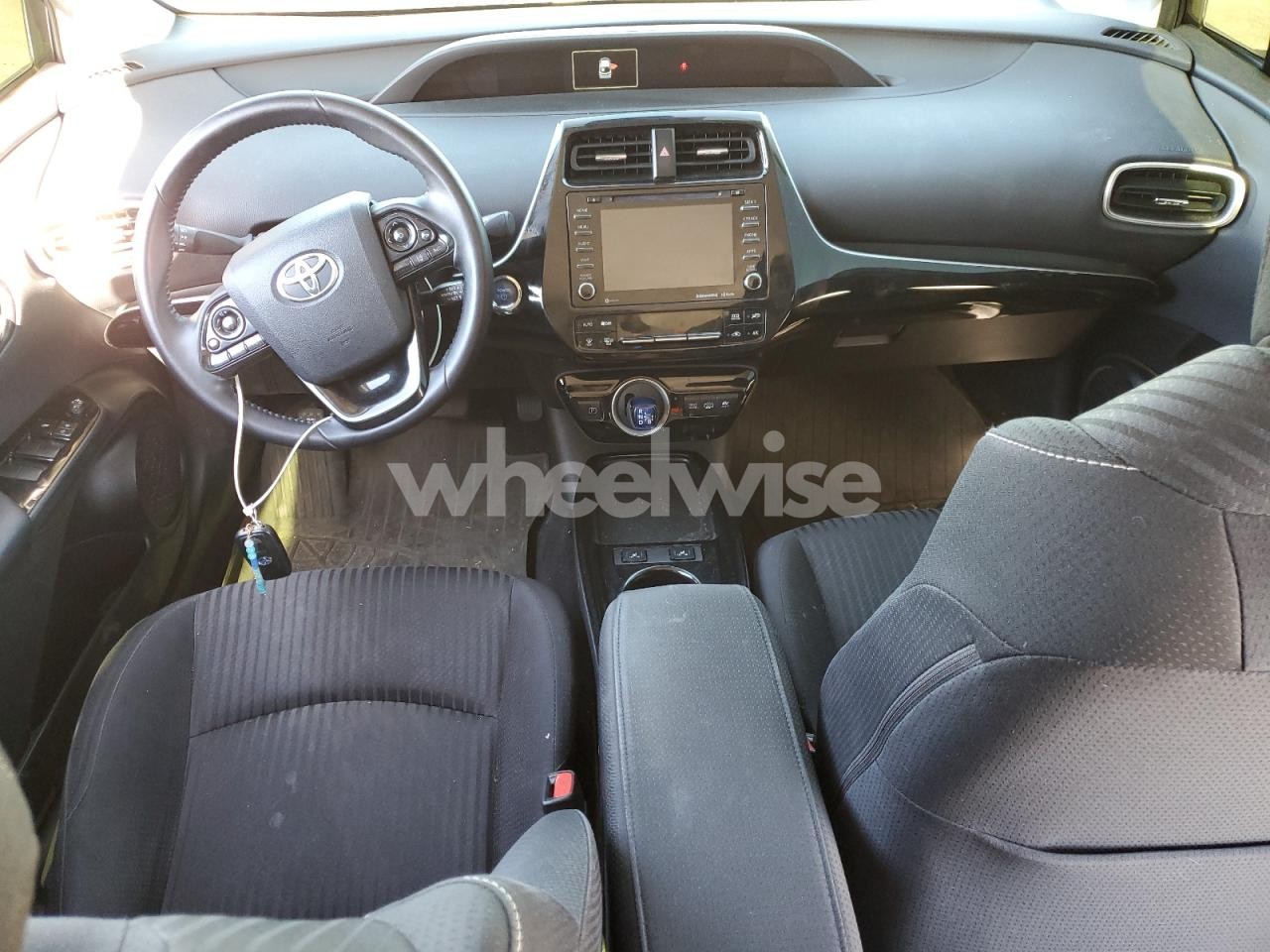 Photo 8 of 2021 TOYOTA PRIUS PRIME LE (VIN JTDKAMFP0M3194213)