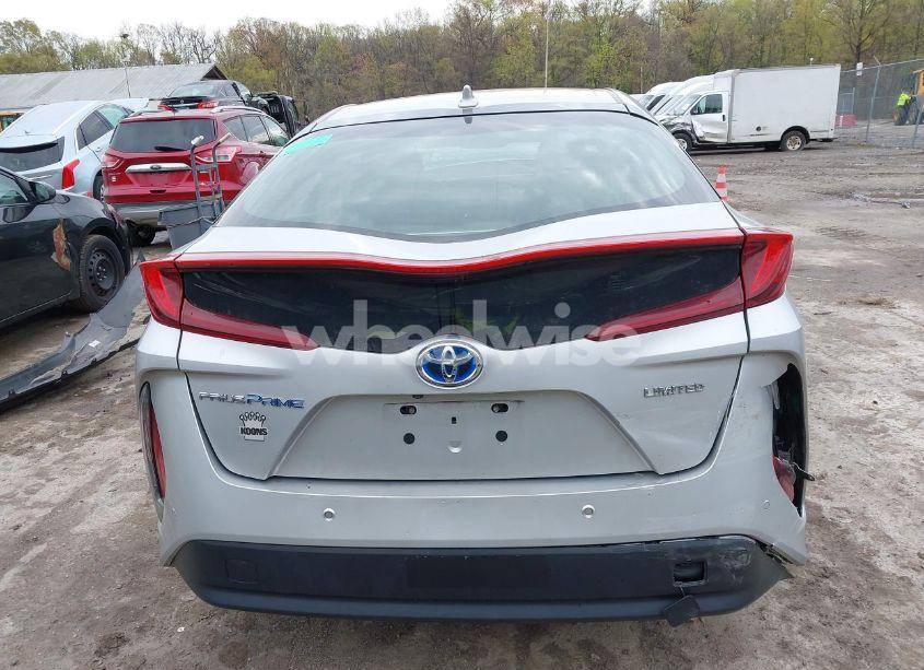 Photo 16 of 2021 Toyota Prius PRIME LIMITED (VIN JTDKAMFP0M3194485)