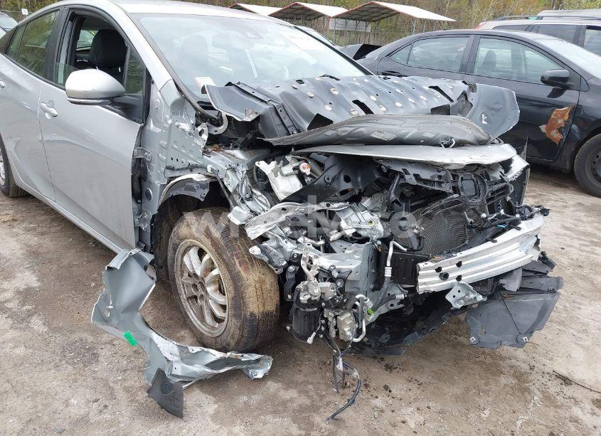 Photo 6 of 2021 Toyota Prius PRIME LIMITED (VIN JTDKAMFP0M3194485)