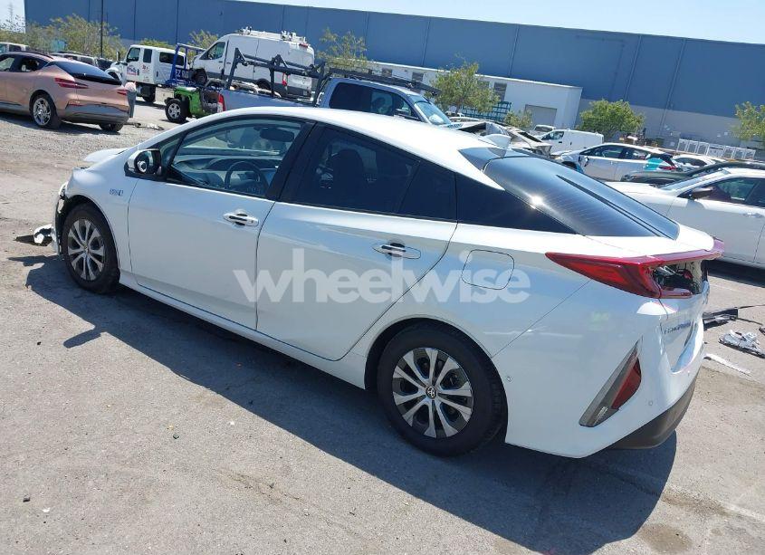 Photo 3 of 2021 Toyota Prius PRIME LIMITED (VIN JTDKAMFP3M3187644)