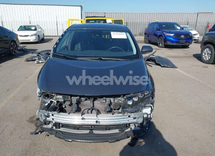 Photo 13 of 2022 Toyota Prius PRIME XLE (VIN JTDKAMFP3N3229070)