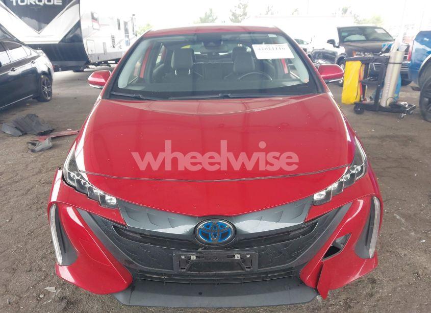 Photo 12 of 2021 Toyota Prius PRIME XLE (VIN JTDKAMFP6M3189145)