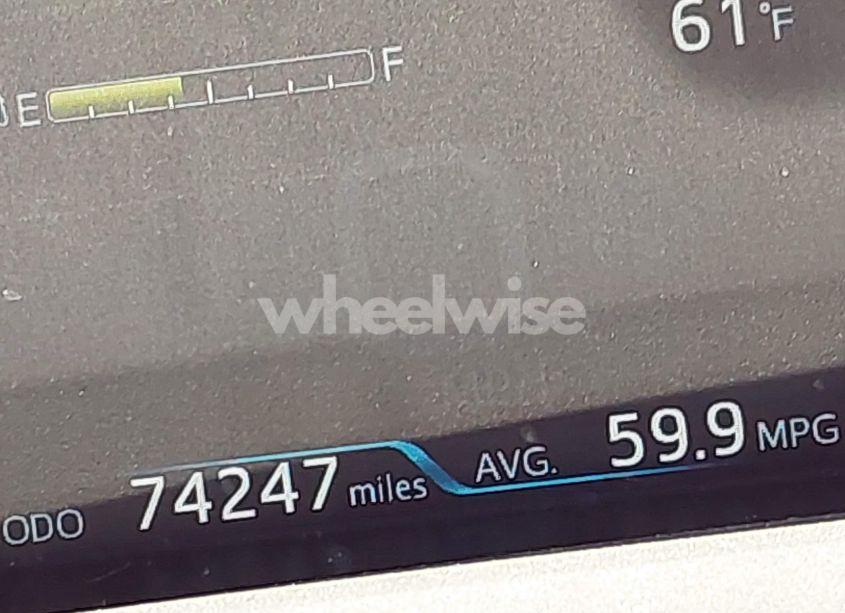 Photo 15 of 2021 Toyota Prius PRIME XLE (VIN JTDKAMFP6M3192515)