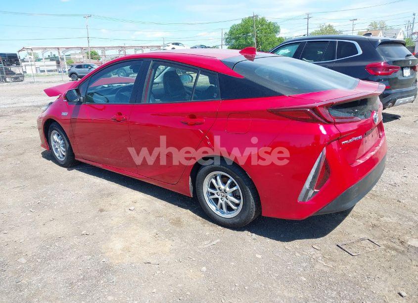 Photo 3 of 2021 Toyota Prius PRIME XLE (VIN JTDKAMFP6M3192515)