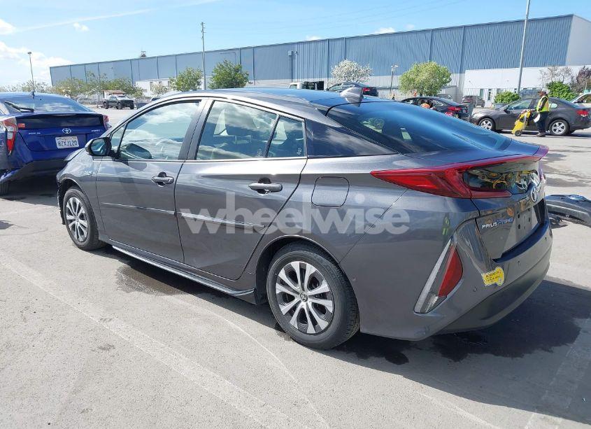 Photo 3 of 2022 Toyota Prius PRIME LIMITED (VIN JTDKAMFP7N3206830)