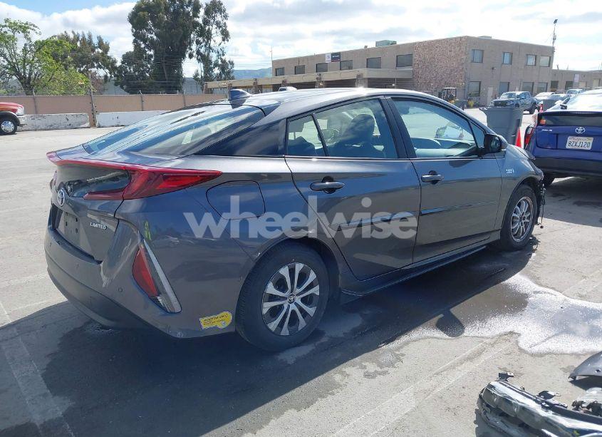 Photo 4 of 2022 Toyota Prius PRIME LIMITED (VIN JTDKAMFP7N3206830)