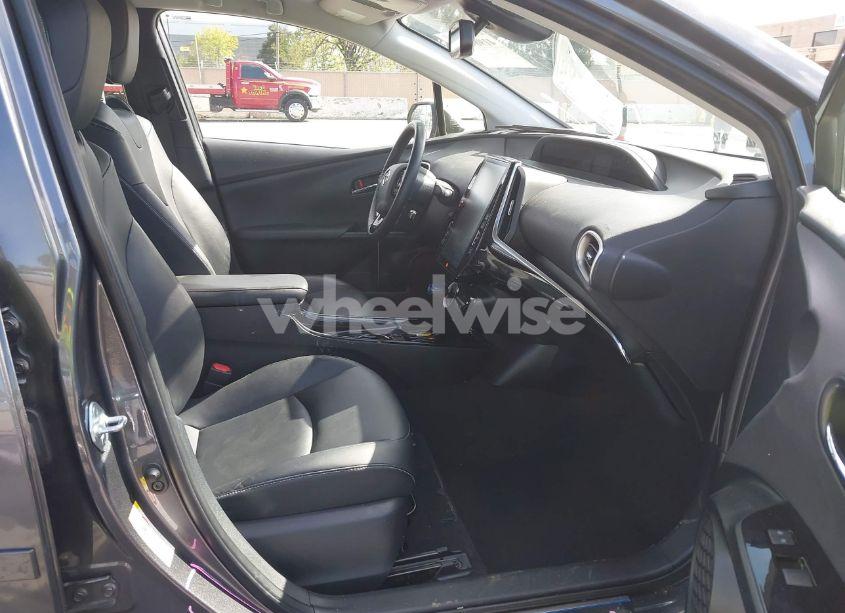 Photo 5 of 2022 Toyota Prius PRIME LIMITED (VIN JTDKAMFP7N3206830)