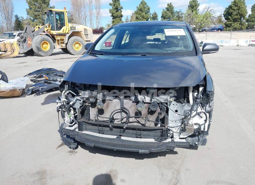 Photo 6 of 2022 Toyota Prius PRIME LIMITED (VIN JTDKAMFP7N3206830)