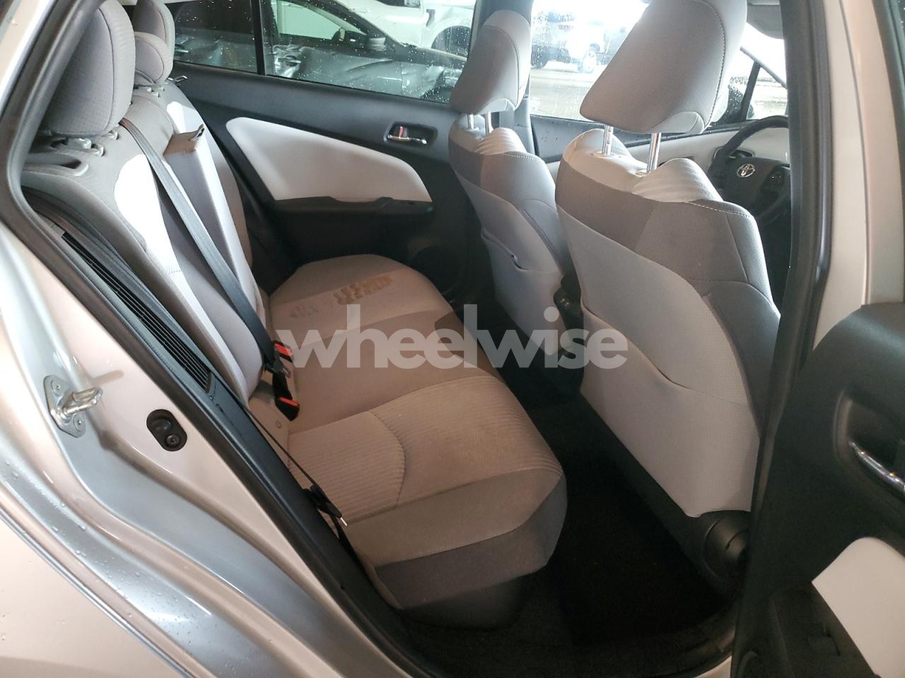 Photo 10 of 2021 TOYOTA PRIUS PRIME LE (VIN JTDKAMFP8M3192080)