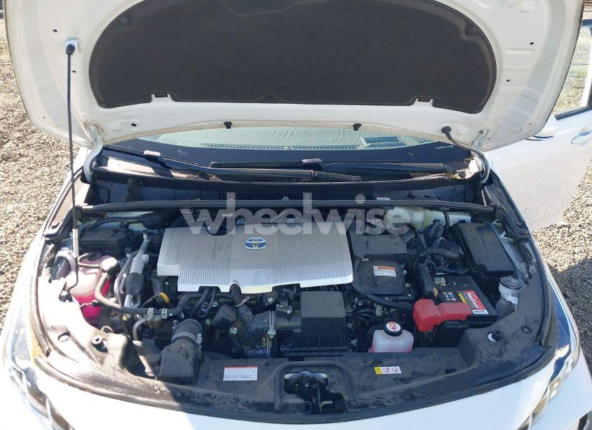Photo 10 of 2022 Toyota Prius PRIME LIMITED (VIN JTDKAMFP8N3198379)