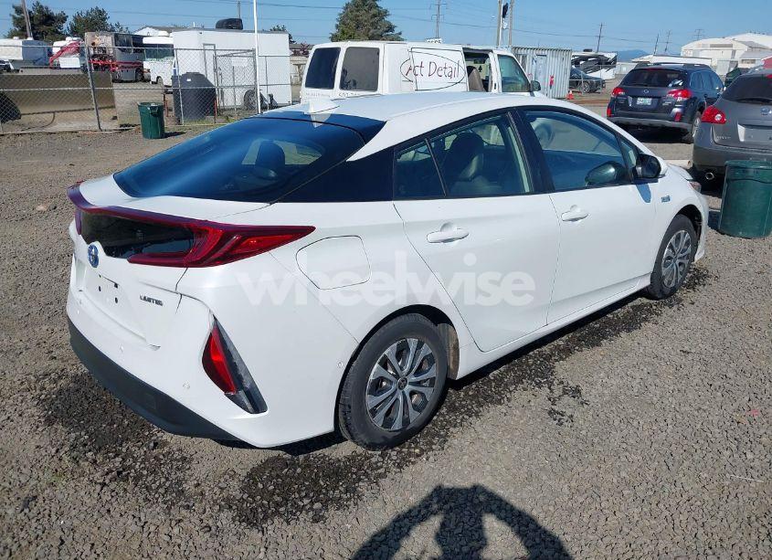 Photo 4 of 2022 Toyota Prius PRIME LIMITED (VIN JTDKAMFP8N3198379)