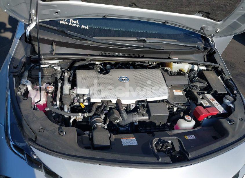 Photo 10 of 2022 Toyota Prius PRIME LE (VIN JTDKAMFP8N3211485)