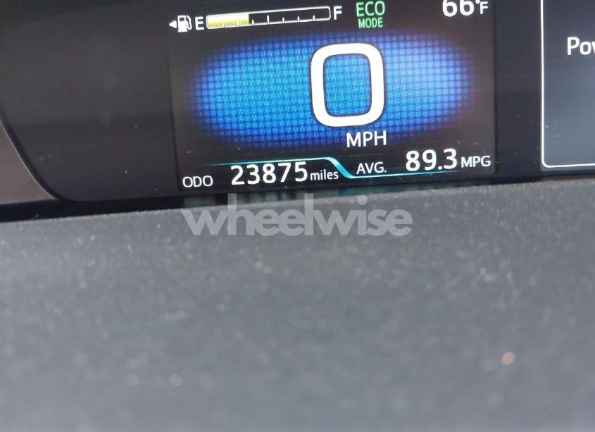 Photo 16 of 2022 Toyota Prius PRIME LE (VIN JTDKAMFP8N3211485)