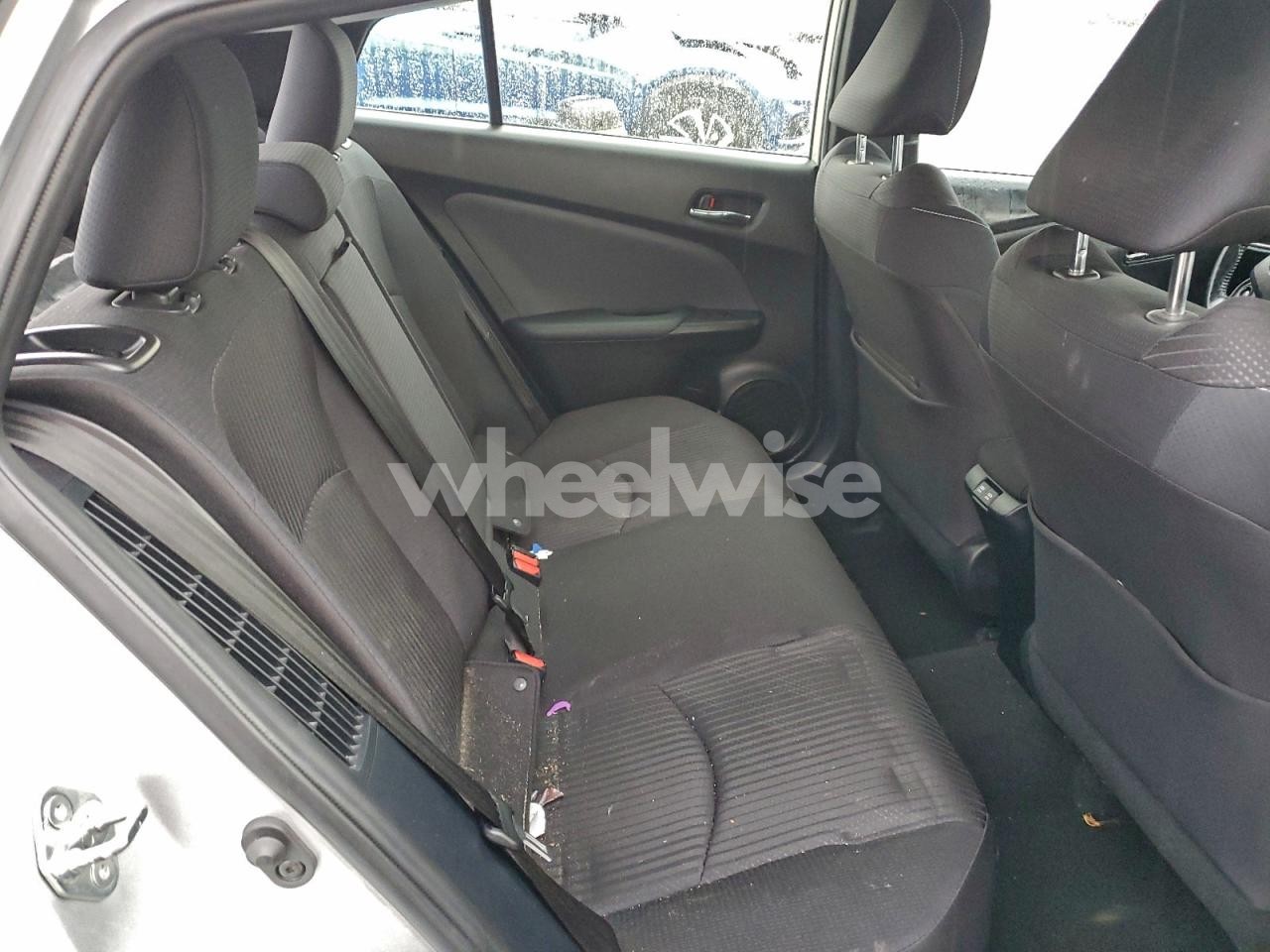 Photo 10 of 2022 TOYOTA PRIUS PRIME LE (VIN JTDKAMFP8N3222826)