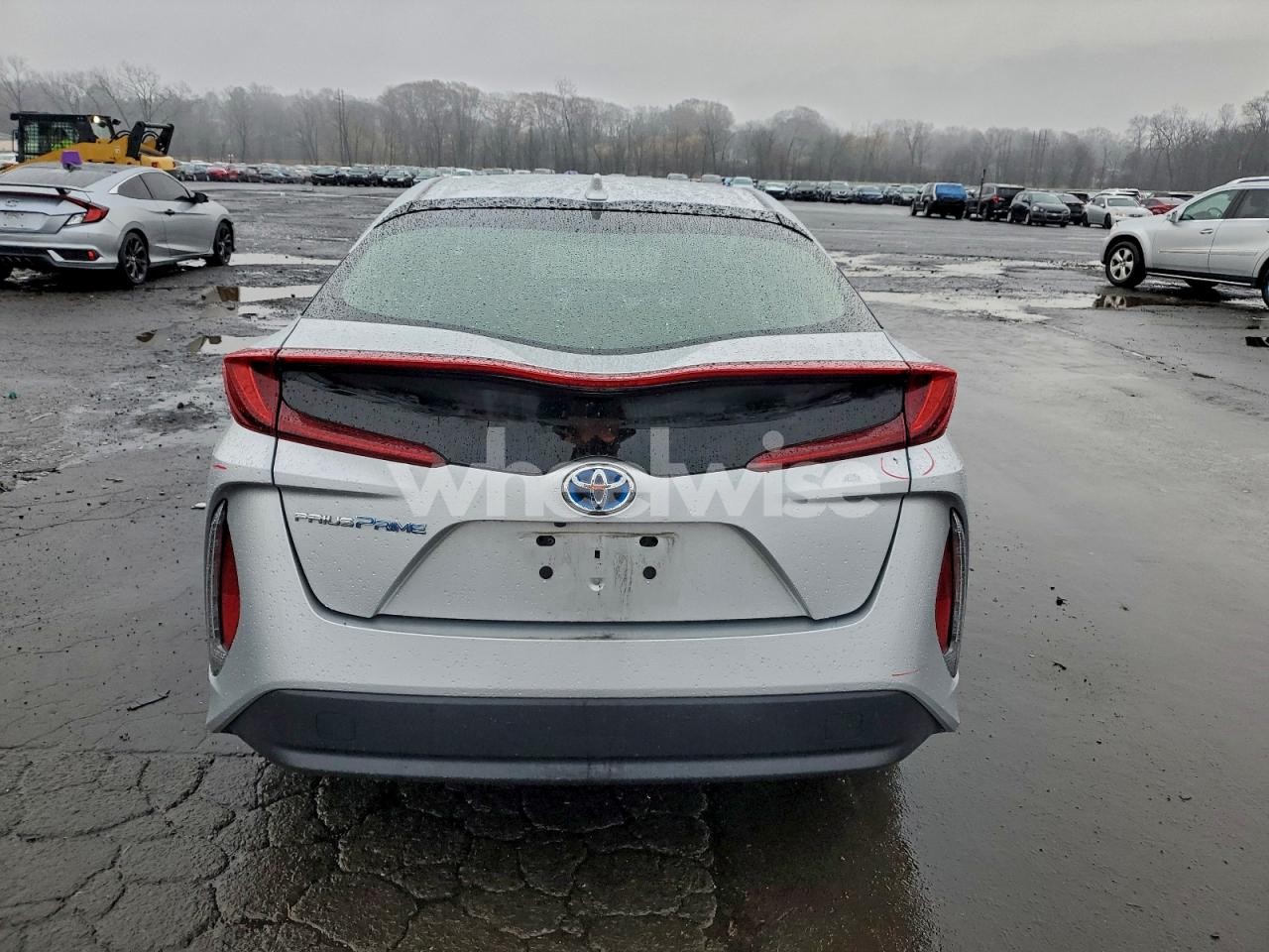 Photo 6 of 2022 TOYOTA PRIUS PRIME LE (VIN JTDKAMFP8N3222826)