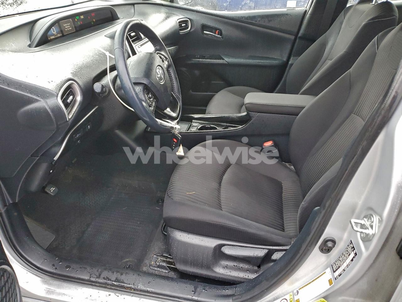 Photo 7 of 2022 TOYOTA PRIUS PRIME LE (VIN JTDKAMFP8N3222826)