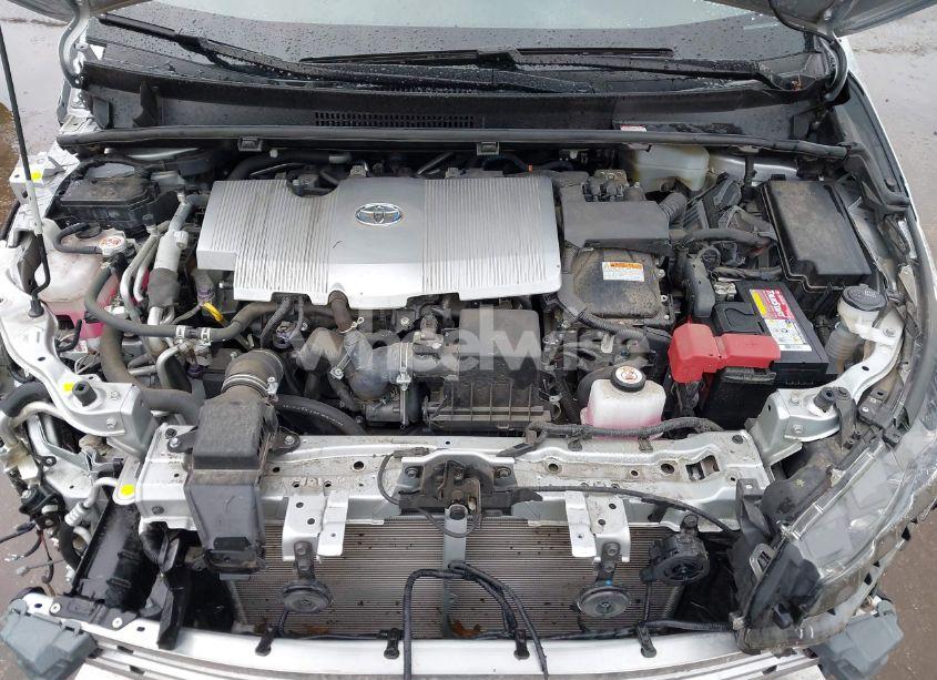 Photo 10 of 2021 Toyota Prius PRIME XLE (VIN JTDKAMFP9M3170928)