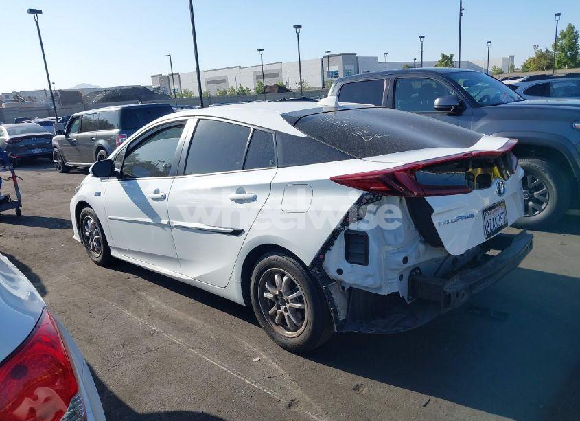 Photo 15 of 2022 Toyota Prius PRIME XLE (VIN JTDKAMFP9N3201600)