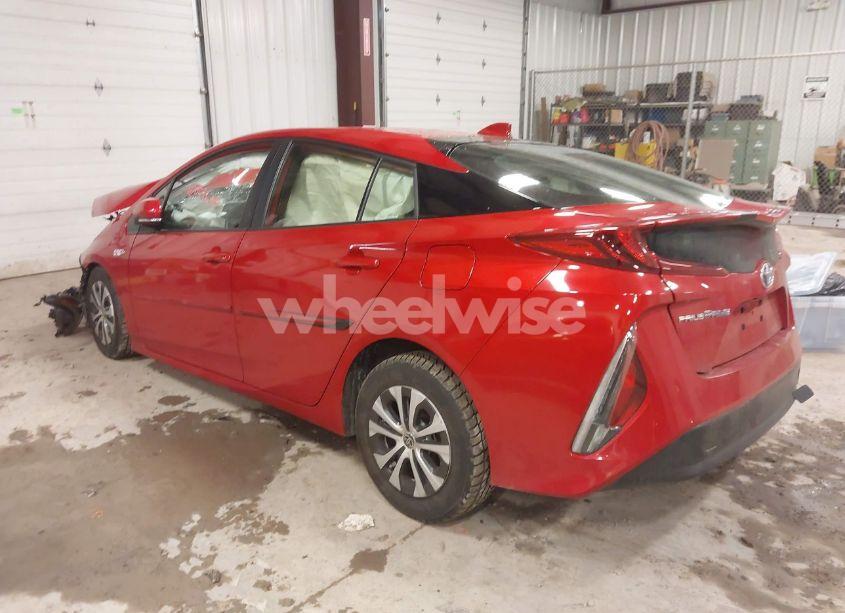 Photo 3 of 2022 Toyota Prius PRIME LE (VIN JTDKAMFP9N3220521)