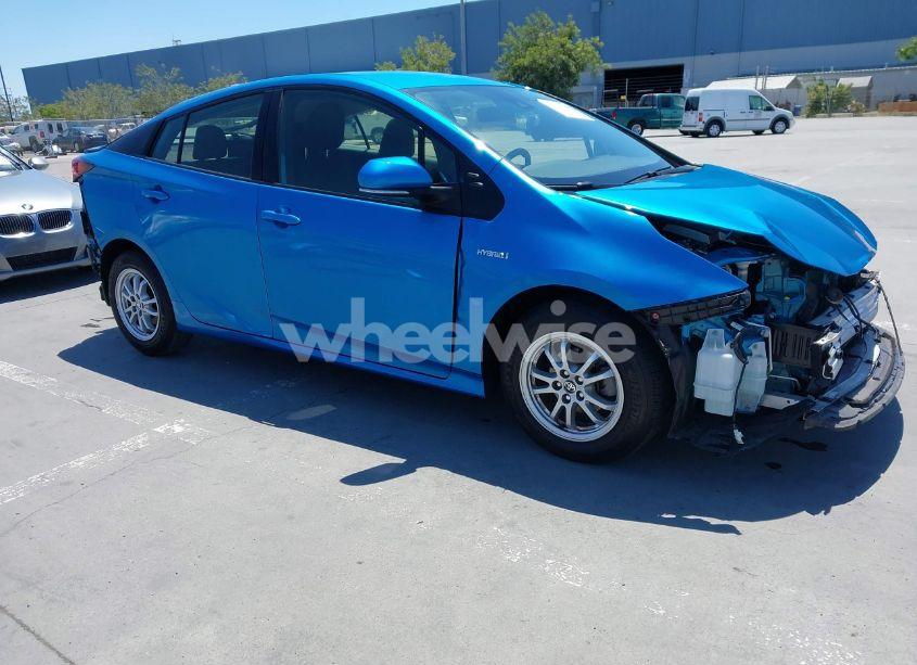 2022 Toyota Prius LE (VIN JTDKAMFU1N3164838) main photo