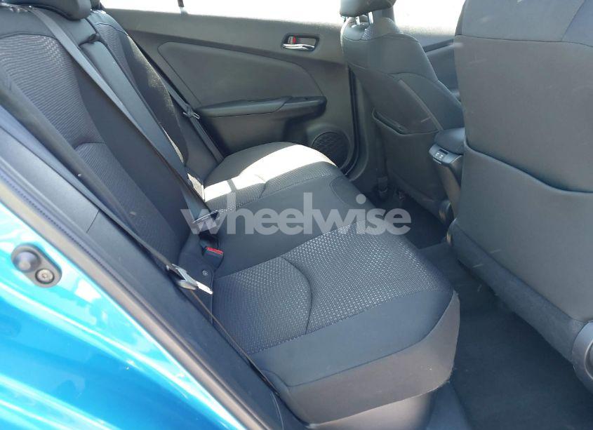 Photo 8 of 2022 Toyota Prius LE (VIN JTDKAMFU1N3164838)