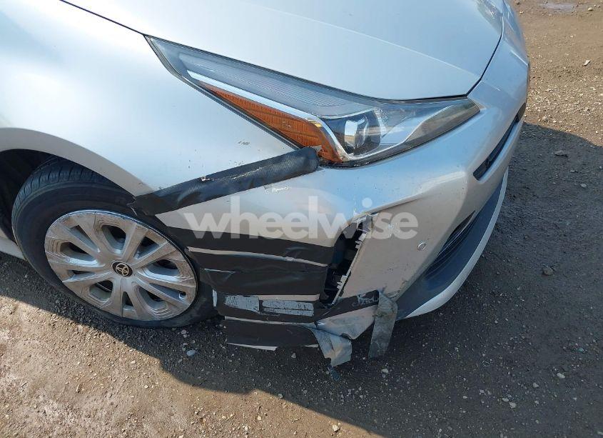 Photo 17 of 2022 Toyota Prius LE (VIN JTDKAMFU2N3165805)