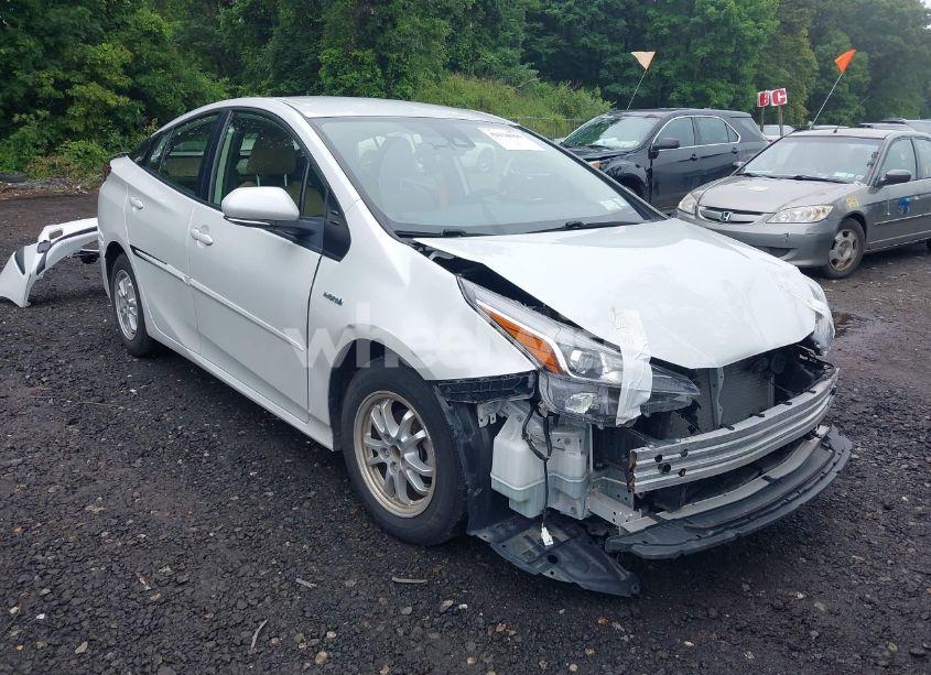 2022 Toyota Prius LE (VIN JTDKAMFU2N3167148) main photo