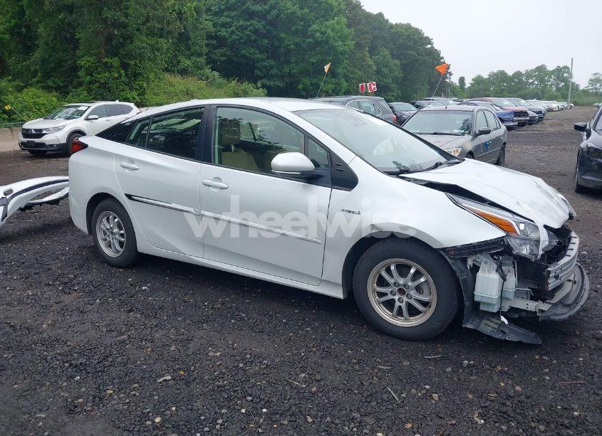 Photo 14 of 2022 Toyota Prius LE (VIN JTDKAMFU2N3167148)